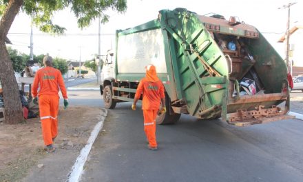 Montanha de lixo: mutirão retira 364 toneladas de resíduos em bairro de Cuiabá