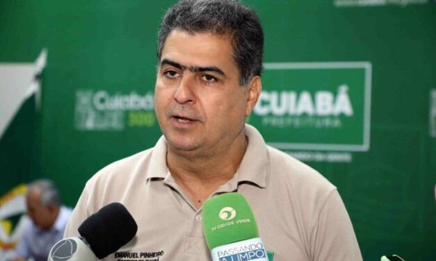 Justiça dá 15 dias para Emanuel pagar R$ 40 mil a Mauro Mendes por danos morais