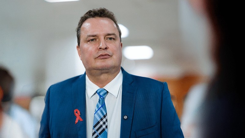 Max Russi diz que aumento no preço dos combustíveis no Brasil é injustificável