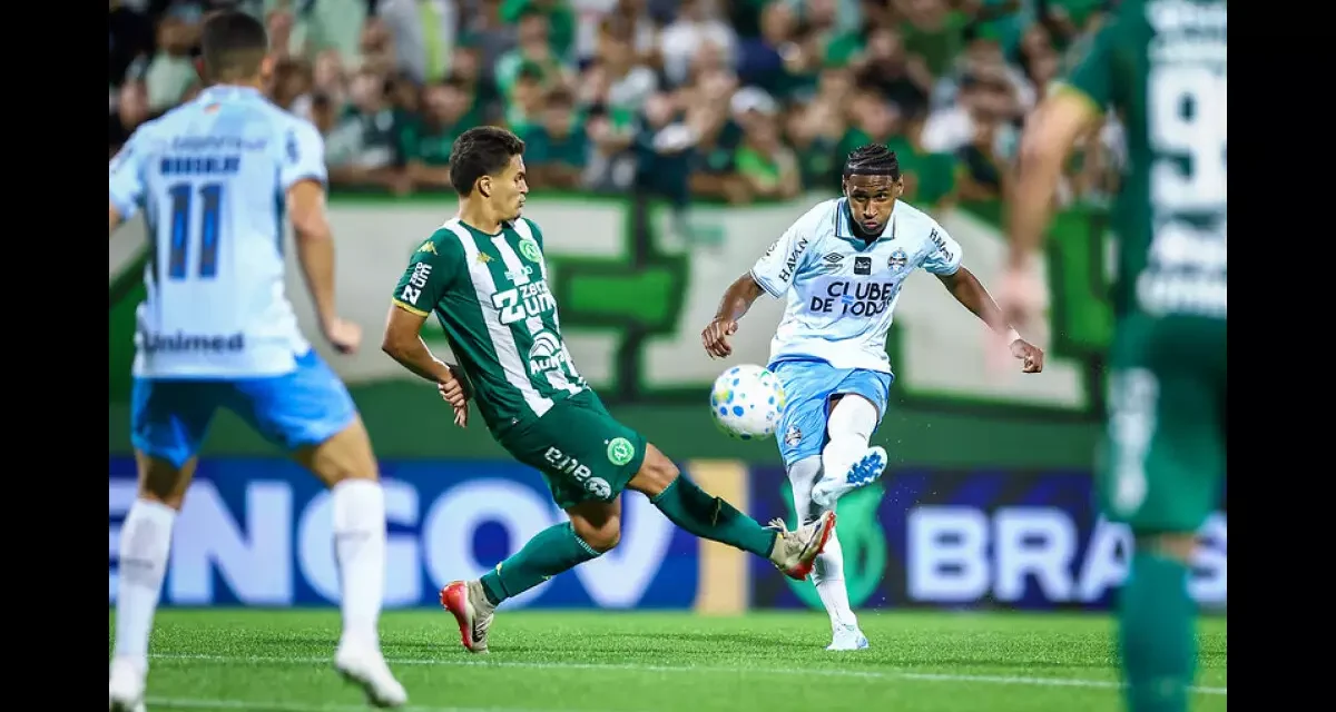 Chapecoense e Grêmio empatam em 1 a 1 pelo Brasileiro