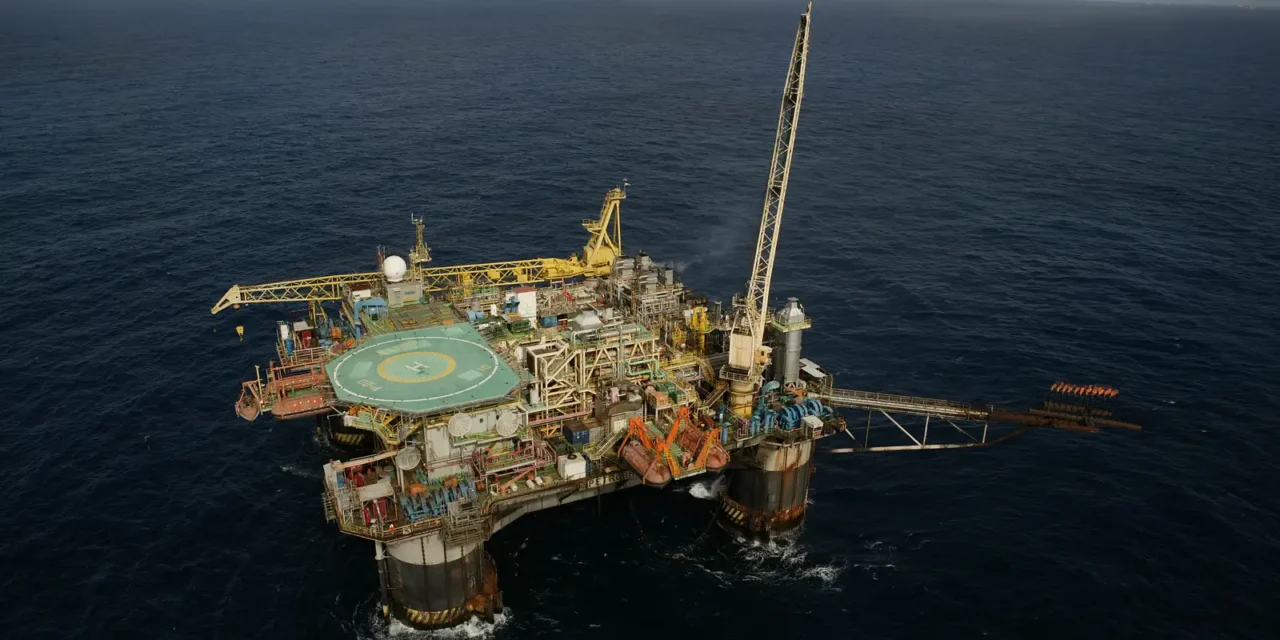 Petrobras retoma 100% da produção em duas áreas na Bacia de Campos