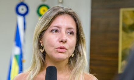 Mentira de campanha.