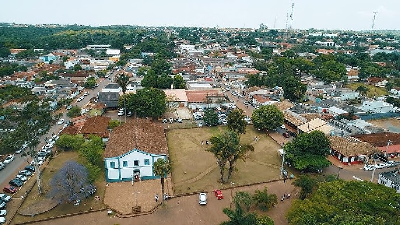 Juiz manda despejar inquilino que deve R$ 50 mil em aluguéis em Chapada dos Guimarães