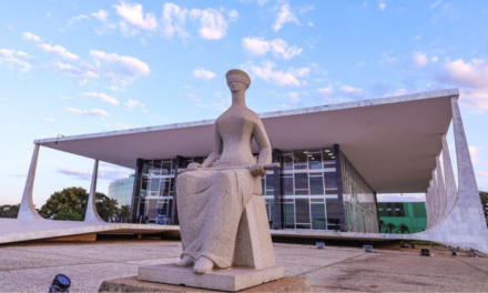 STF decide que piso nacional deve ser pago a professores temporários