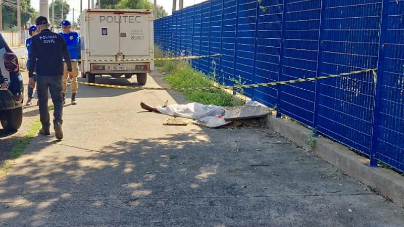 Homem é morto a facadas nos fundos dos Correios em Várzea Grande