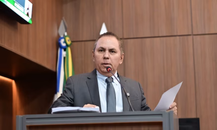 Dilemário diz que Águas Cuiabá cobrou R$ 548 milhões a mais em taxa de esgoto e cobra redução da tarifa