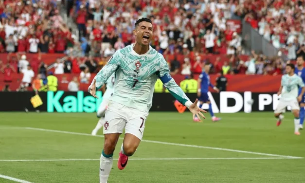 Com lance polêmico Portugal vence Croácia