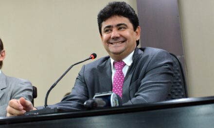 Condenado à suspensão dos direitos políticos e a devolver R$ 2 mi por desvios na gestão Silval, Éder terá recurso julgado pelo TJ