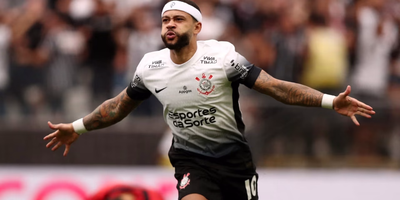 Corinthians vence e avança na libertadores