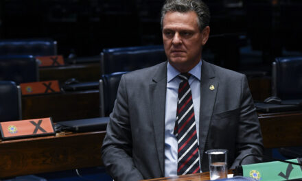 Fávaro chama acusação de ‘cortina de fumaça’ e defende investigação da PF