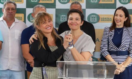 Secretária de VG nega conflitos por participar de ato de Fávaro; ‘Flávia respeita muito o individual’