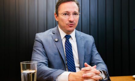 CNJ descarta afastar conselheiro e promete colaborar com PF