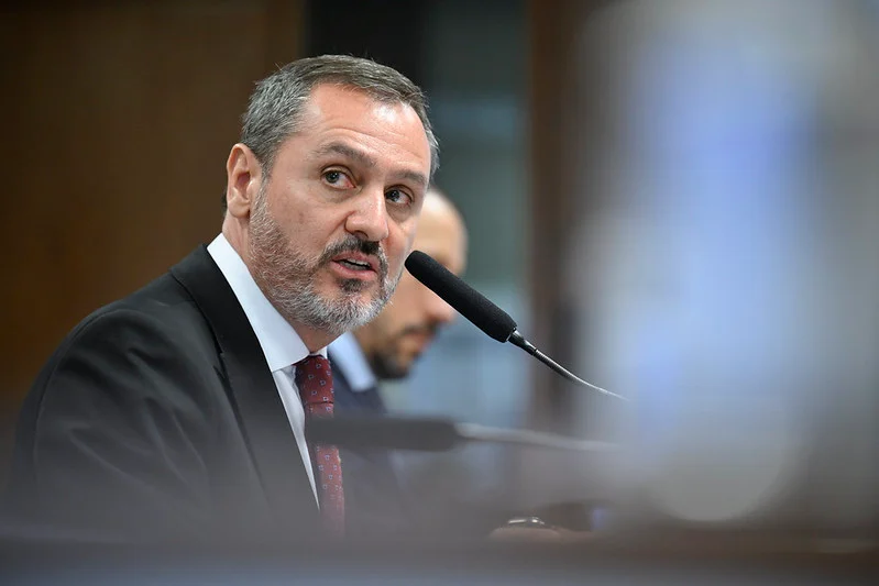 Mendonça determina o afastamento de Andrei Rodrigues da direção da PF