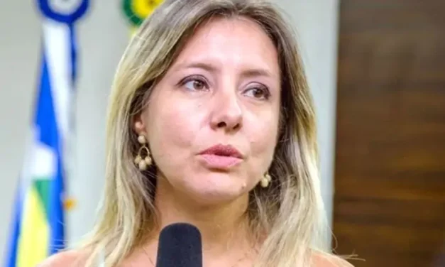 Flávia Moretti não paga multa e Justiça ameaça bloquear contas e bens